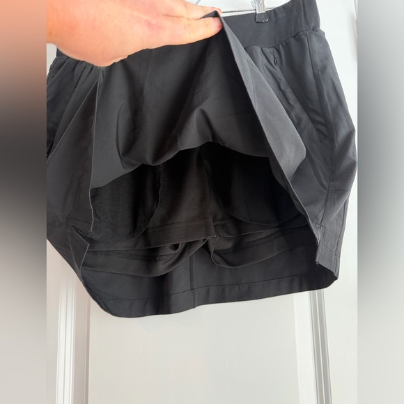 Quince Women’s Performance Tech Skort Black Size Large - Picture 5 of 12